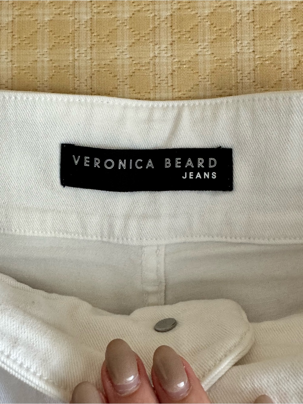 🔹 Veronica Beard Jaylen High Rise Pleated White Denim Shorts | Size 28 - Picture 2 of 10